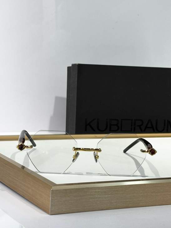 Picture of Kuboraum Sunglasses _SKUfw70683272fw
